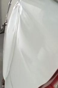 Antes do reparo sem pintura em tampa do Renault Clio em Caxias do Sul