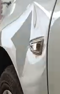 Antes do reparo sem pintura em Lateral Onix em Caxias do Sul